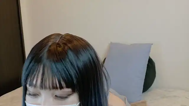 sarina at online show from March 7, 2026, 7:27 am