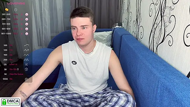 Snapshot of holy_eggs_02 chatting on October 27, 2025, 9:52 pm holy eggs 02 online show from October 27, 2025, 9:52 pm