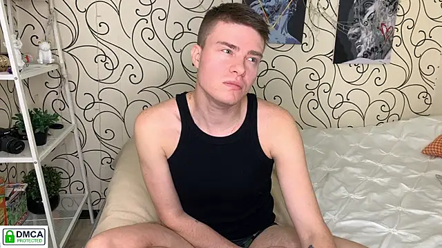 Snapshot of holy_eggs_02 chatting on December 22, 2025, 5:21 pm holy eggs 02 online show from December 22, 2025, 5:21 pm