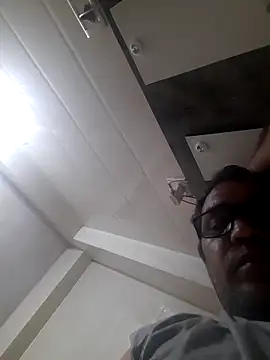 Hot-boy077 online show from November 1, 2025, 9:17 pm