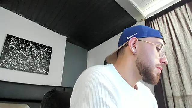 Maximo Wolff online show from September 17, 2025, 8:10 pm