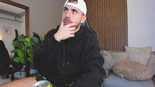 Maximo Wolff online show from March 20, 2026, 12:04 am