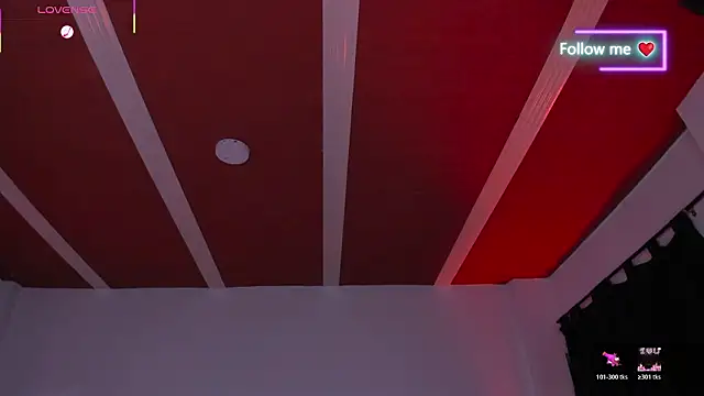 lunaarose online show from March 9, 2026, 4:05 am