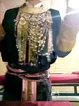 Snapshot of Adsatoh chatting on October 27, 2025, 3:27 pm Adsatoh online show from October 27, 2025, 3:27 pm