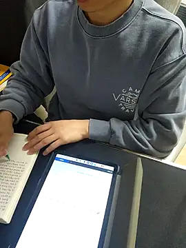 K istp online show from November 17, 2025, 5:24 am