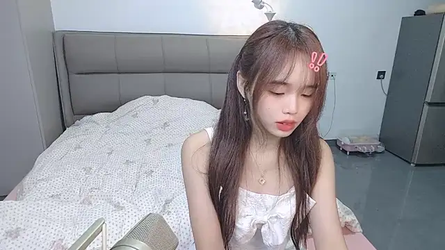 kexin a online show from October 25, 2025, 11:29 am