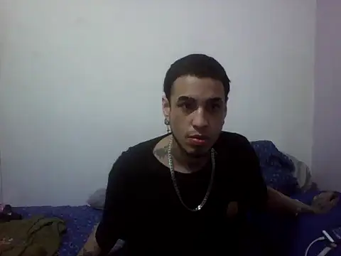 Amorrochyz online show from October 4, 2025, 7:17 am