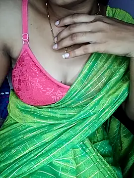 Snapshot of Nidhi_lovely chatting on October 9, 2025, 5:00 pm Nidhi lovely online show from October 9, 2025, 5:00 pm