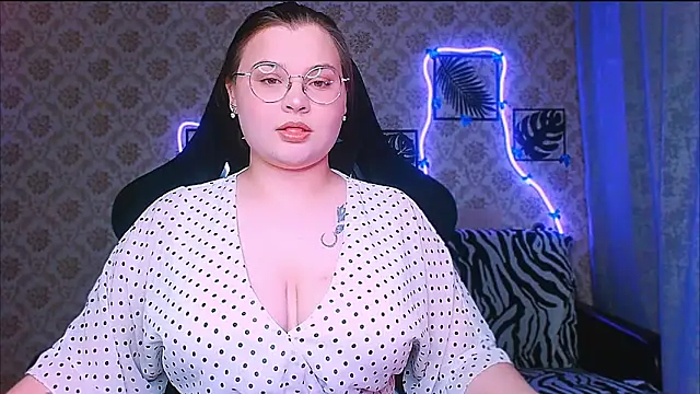 InLoveWithLife26 online show from January 9, 2026, 7:26 pm