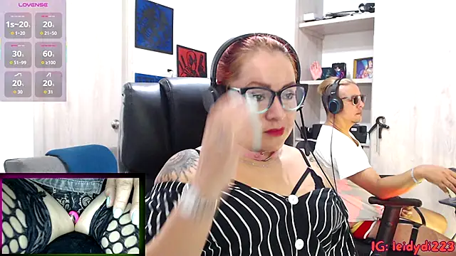 leidydi223 online show from October 19, 2025, 1:45 pm