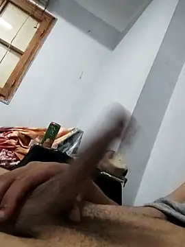 rayane7xx online show from September 19, 2025, 1:01 pm