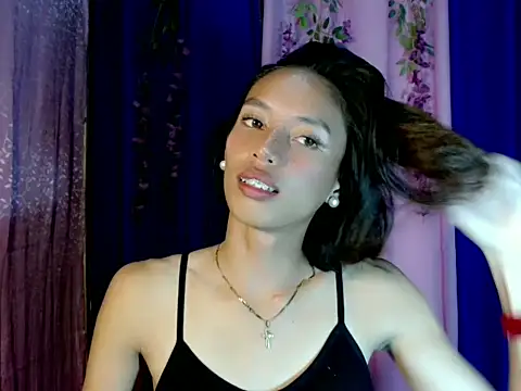 cyd twink online show from November 3, 2025, 10:05 am