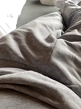 andrey1887 online show from September 26, 2025, 8:51 am