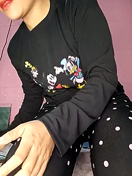 Rose 194 online show from November 13, 2025, 7:51 am