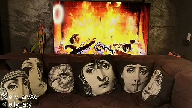 daddyonlyloveme online show from March 12, 2026, 8:04 pm