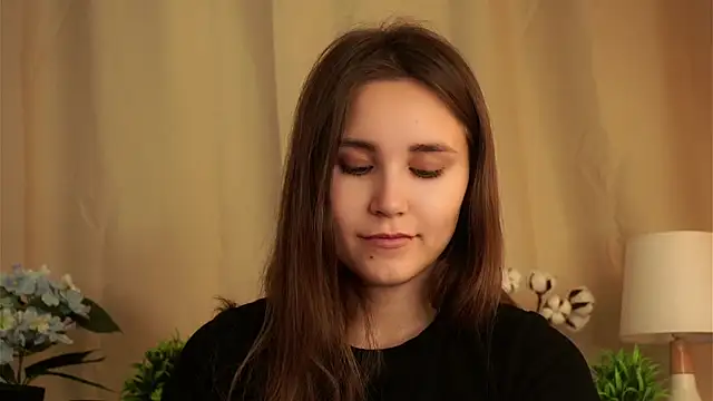 EthalFlowers online show from October 4, 2025, 1:03 am