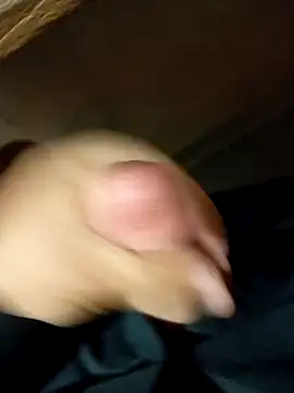 Snapshot of Yona-67 chatting on November 23, 2025, 1:05 am Yona-67 online show from November 23, 2025, 1:05 am