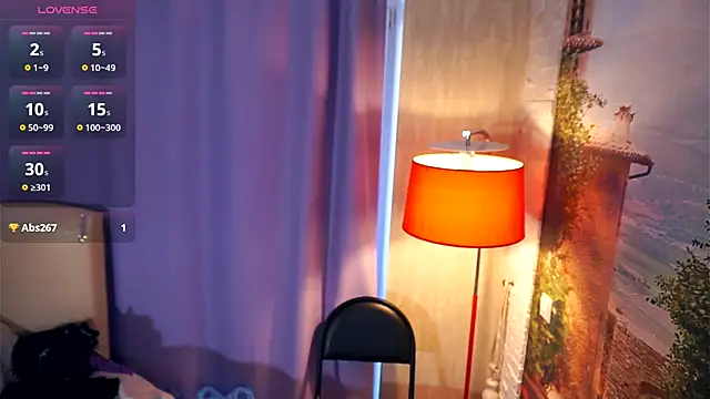 Snapshot of LynFlitton chatting on September 10, 2025, 5:40 am LynFlitton online show from September 10, 2025, 5:40 am