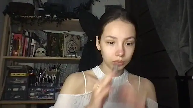 Yuna5343 online show from February 2, 2026, 8:40 pm