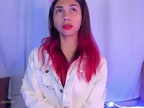 Snapshot of Laurenn_2 chatting on November 20, 2025, 3:50 am Laurenn 2 online show from November 20, 2025, 3:50 am