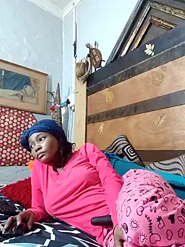 Juicy Candy-Reloaded online show from December 18, 2025, 6:47 pm