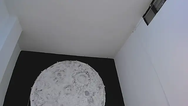 ShaniaDaniels online show from September 17, 2025, 8:43 pm