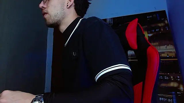 alexgiraldo   online show from April 16, 2026, 12:50 pm