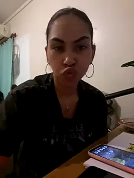 jessens144 online show from November 26, 2025, 4:13 am