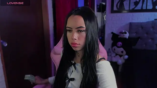 Snapshot of babee_04 chatting on September 22, 2025, 6:32 pm babee 04 online show from September 22, 2025, 6:32 pm