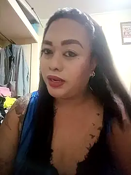 Snapshot of EmmaKantutera chatting on October 29, 2025, 10:06 am EmmaKantutera online show from October 29, 2025, 10:06 am