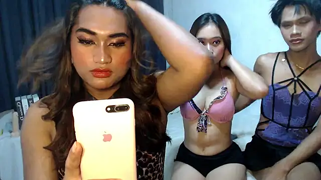 Snapshot of LastyLuna chatting on November 5, 2025, 5:07 am LastyLuna online show from November 5, 2025, 5:07 am