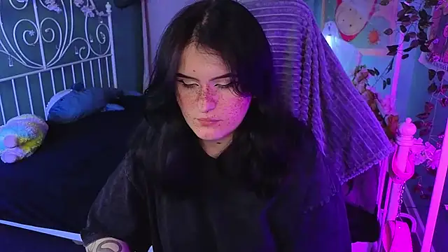 Dark Shine online show from October 28, 2025, 5:22 am