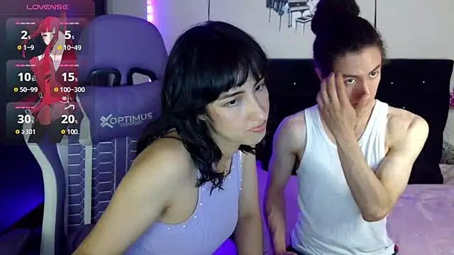 Snapshot of AvlieQueen chatting on February 10, 2026, 4:27 am AvlieQueen online show from February 10, 2026, 4:27 am