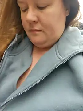 Love86Emily online show from December 10, 2024, 3:44 pm