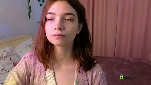 Evi Brook online show from October 5, 2025, 11:52 am