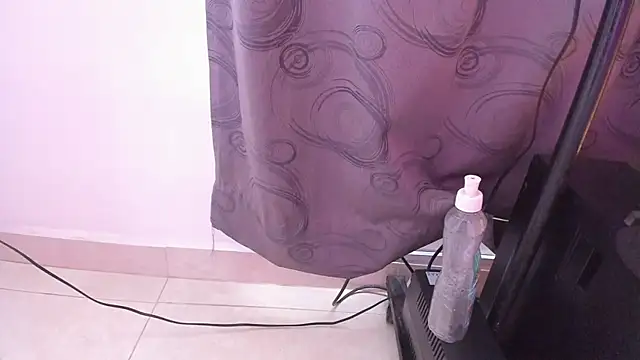 Mila grace  online show from January 14, 2026, 6:46 pm