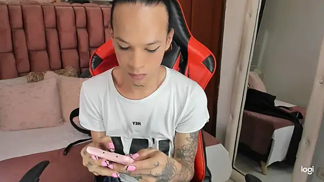 sara slut21 online show from January 8, 2025, 6:31 pm