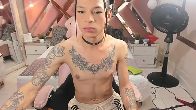 sara slut21 online show from February 26, 2025, 5:39 pm