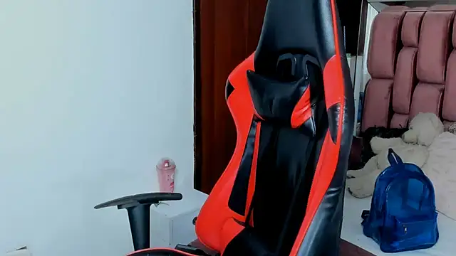 sara slut21 online show from March 18, 2025, 3:20 am