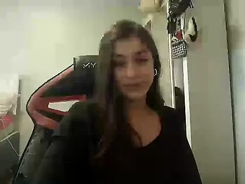 Becca B online show from November 22, 2025, 7:46 pm