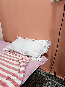 Shalu G online show from October 8, 2025, 5:27 am