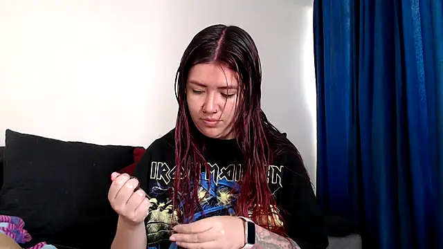 evilheart 69 online show from November 20, 2025, 2:39 pm