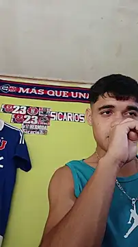 juanfritaa21 online show from March 2, 2026, 9:43 pm