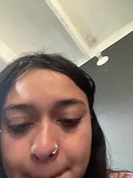 Emily Rivers  online show from February 13, 2026, 2:02 pm