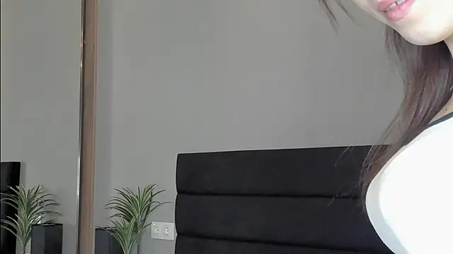 Forever Smiler online show from October 7, 2025, 9:06 am