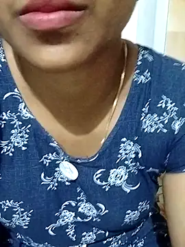 Snapshot of Varsha21 chatting on October 4, 2025, 3:10 pm Varsha21 online show from October 4, 2025, 3:10 pm