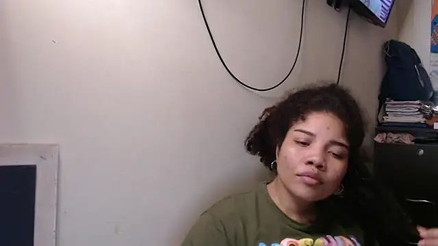 madelene online show from December 8, 2024, 9:52 pm