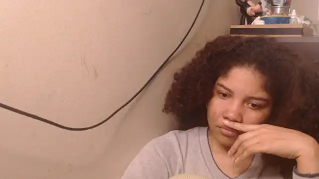 madelene online show from November 30, 2025, 10:58 pm