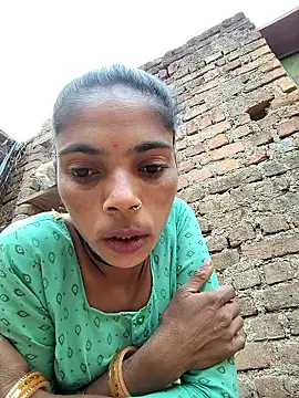 Sonam mehta online show from November 28, 2025, 1:52 am