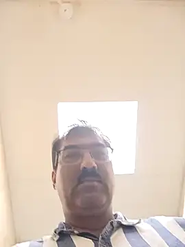 moonflower25 online show from October 6, 2025, 9:45 pm